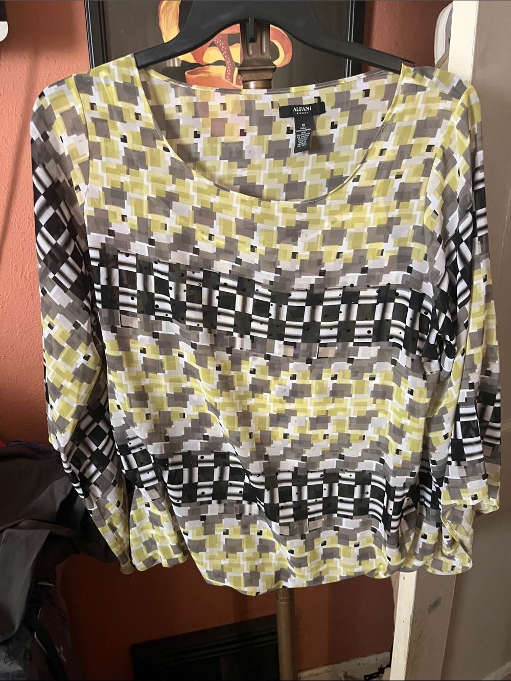 Alfani Geometric Yellow, Gray & Black Long Sleeve Tunic